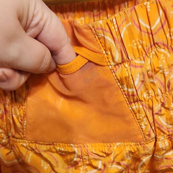 Free People Movement "The Way Home" Orange Print High-Waisted Shorts Size XL - Picture 5 of 8